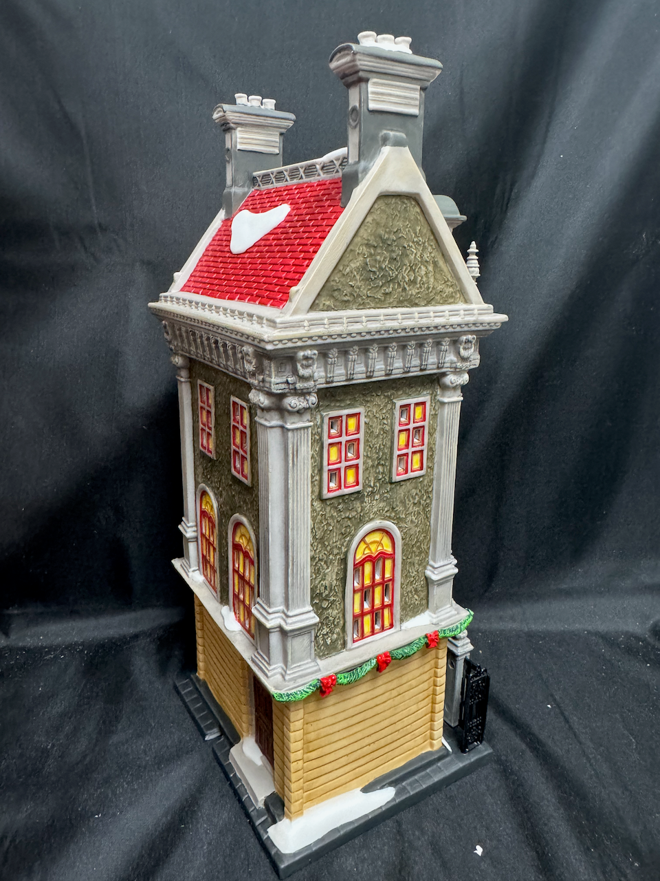 Harrison House - Read Description