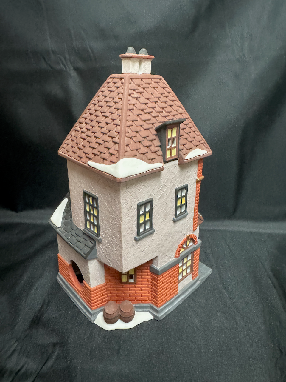 Potter’s Tea Seller - See Description