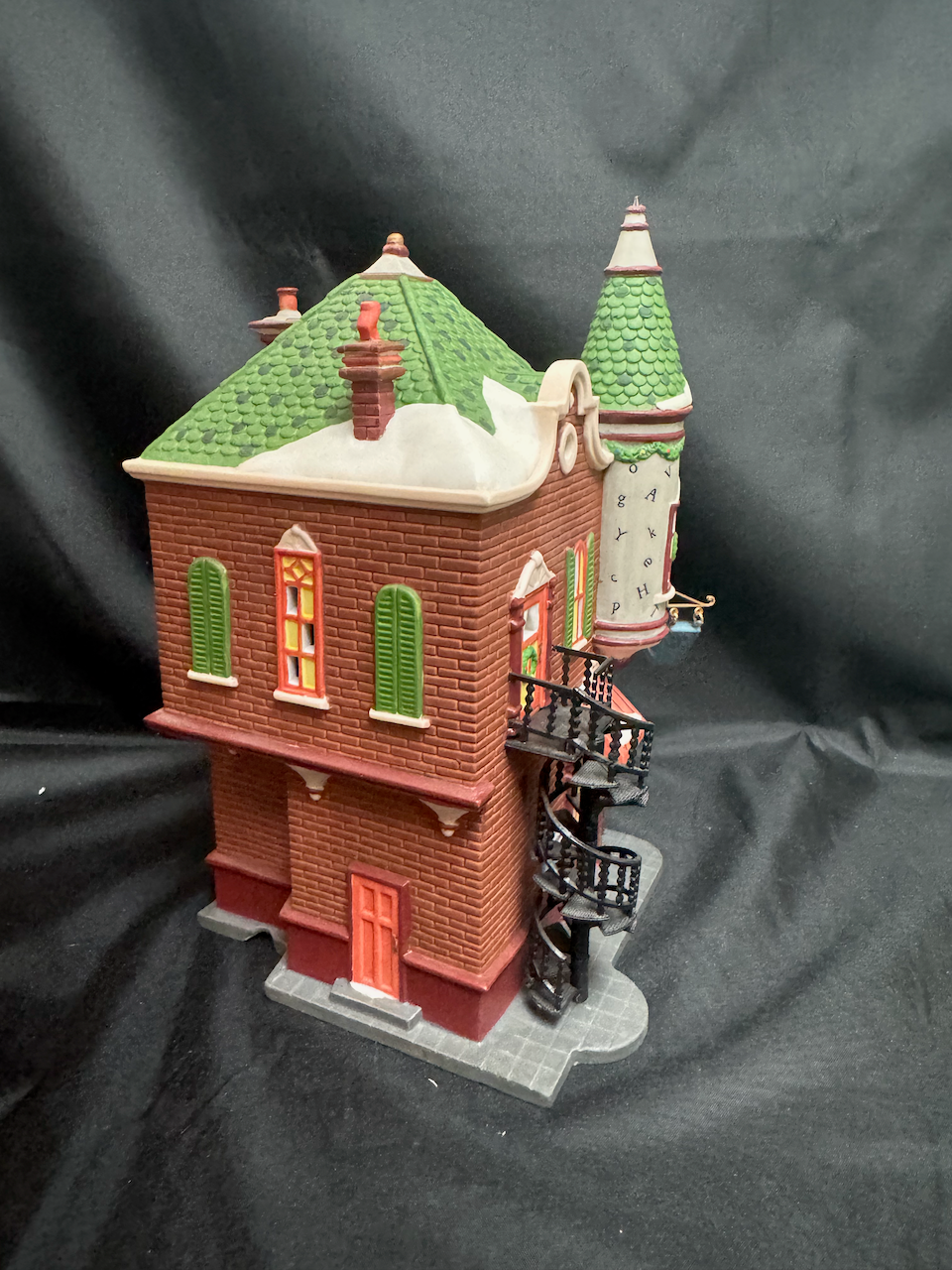 Jenny’s Corner Book Shop - See Description