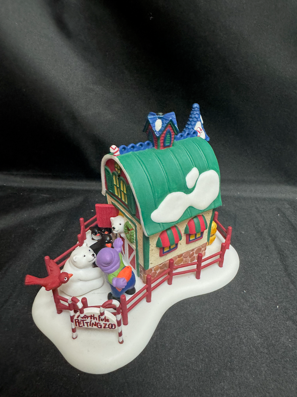 North Pole Petting Zoo - See Description