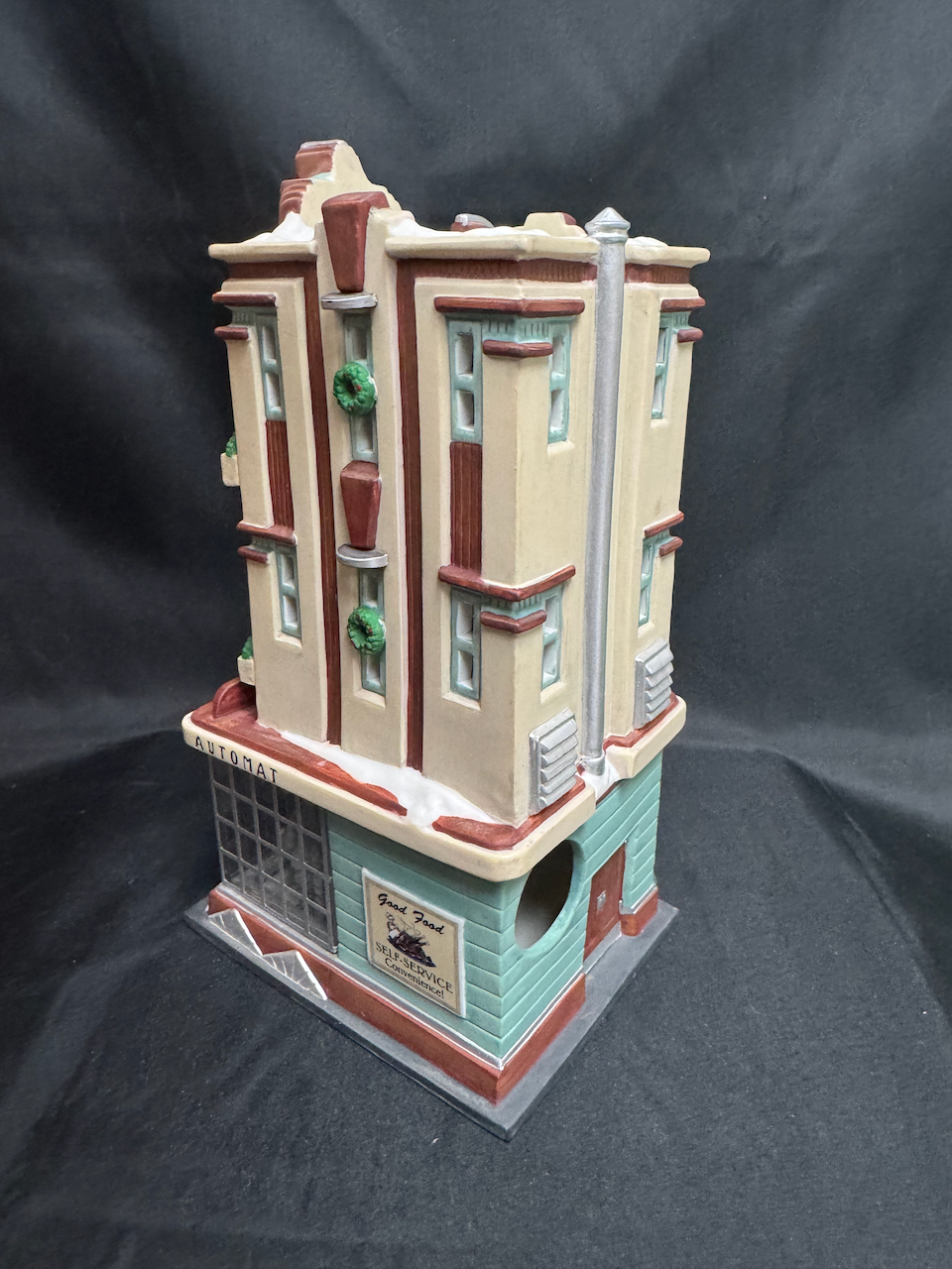 Clark Street Automat