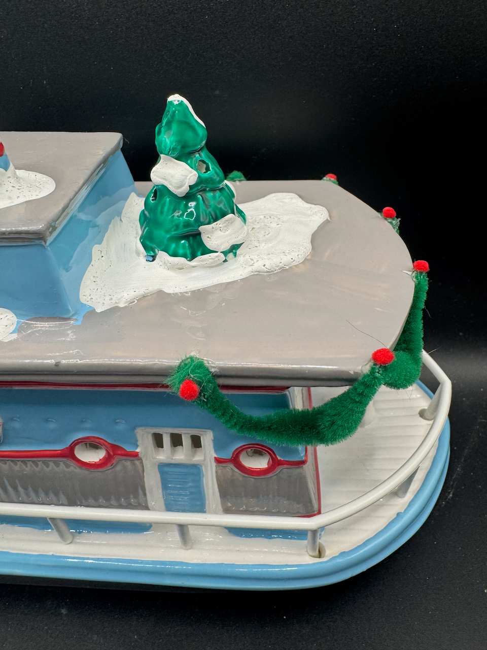 The "Jingle Belle" Houseboat - See Description