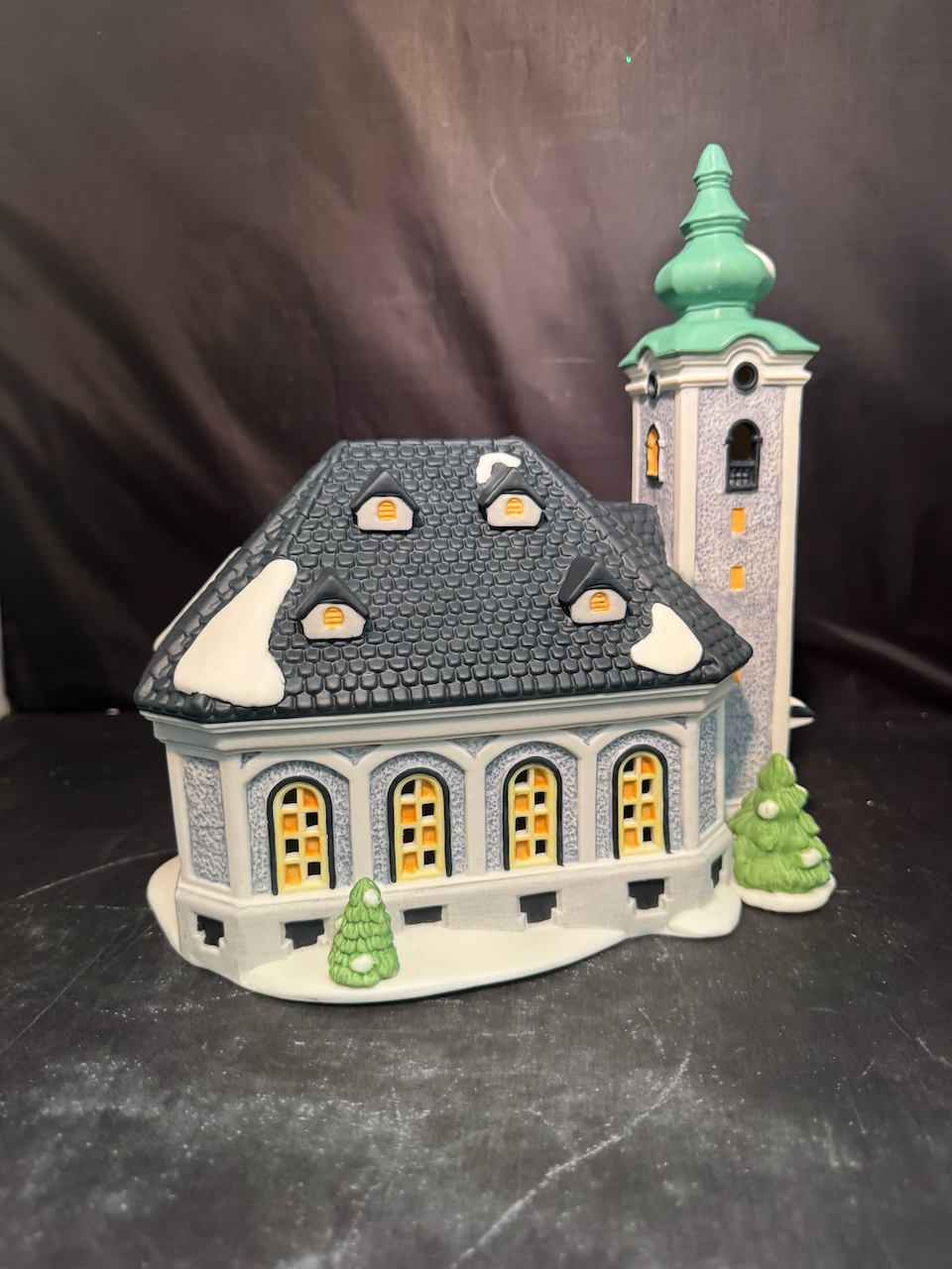 “St. Nikolaus Kirche” The Church Where Silent Night Was First Written