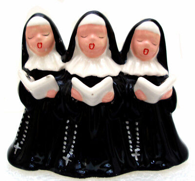 3 Nuns With Songbooks (no box)